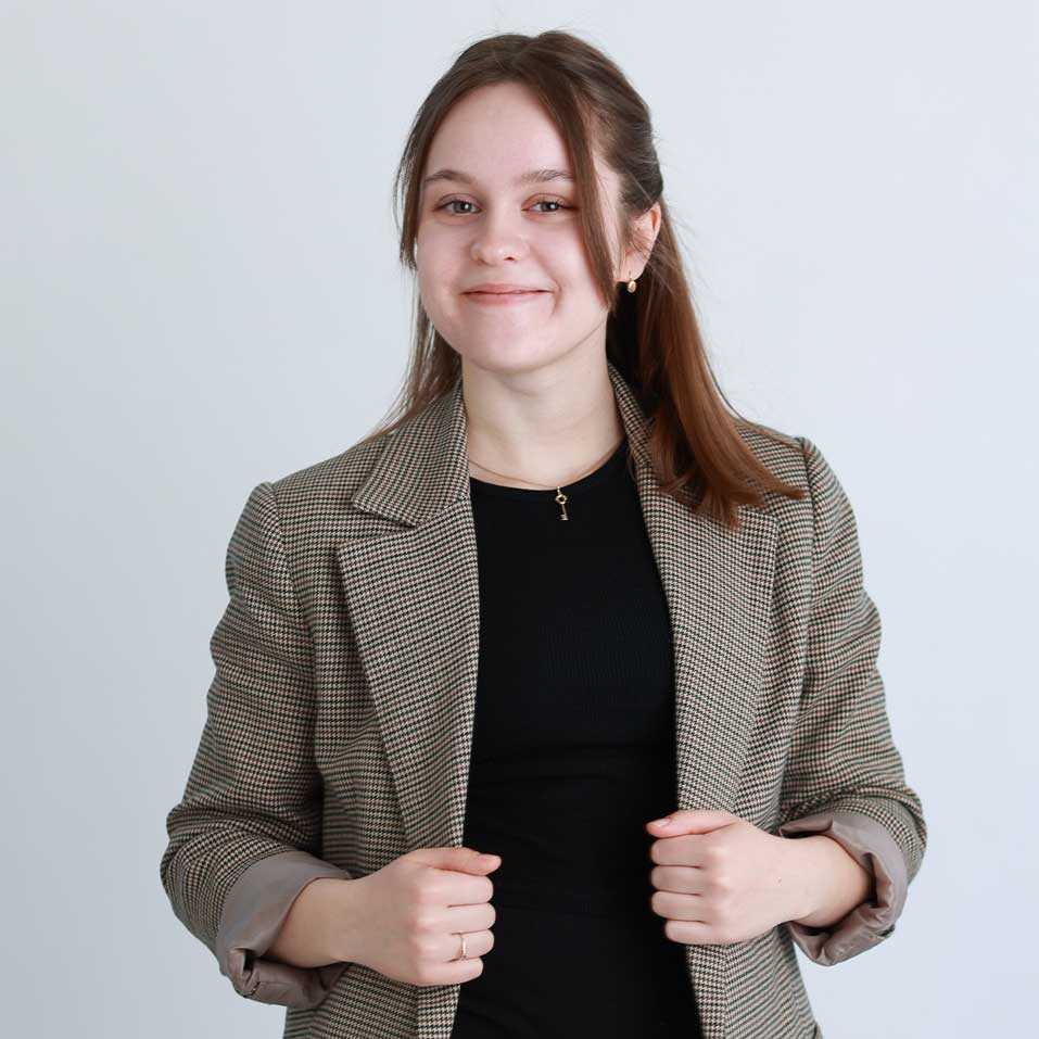Lena Stockum – Social Media bei SAMA Finanzen